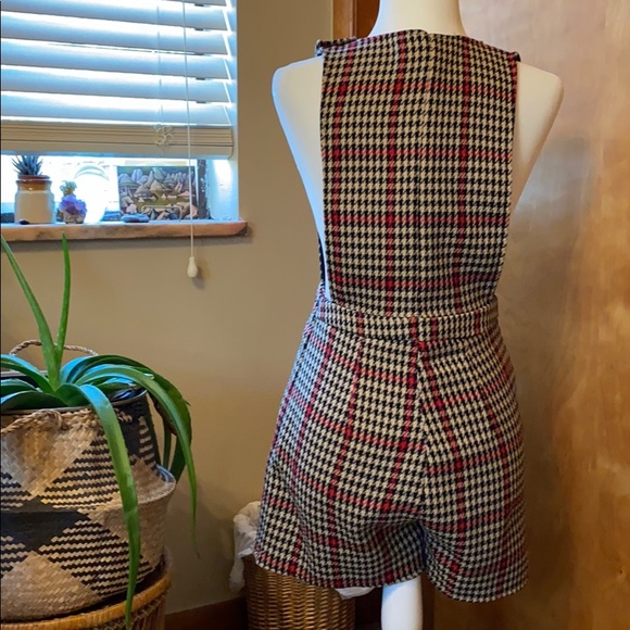 MNG Mango | Houndstooth Romper Dress with Chains - Picture 6 of 8